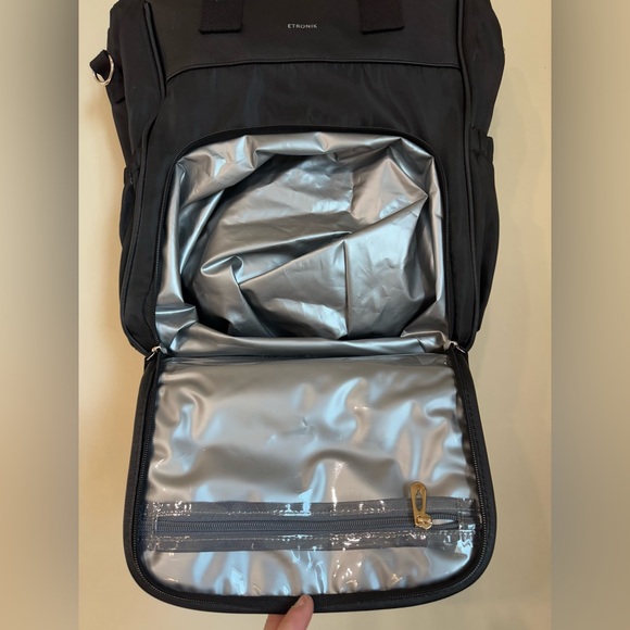 NWOT black lunch bag/work tote multi-pocket crossbody or shoulder strap bag - Picture 12 of 15